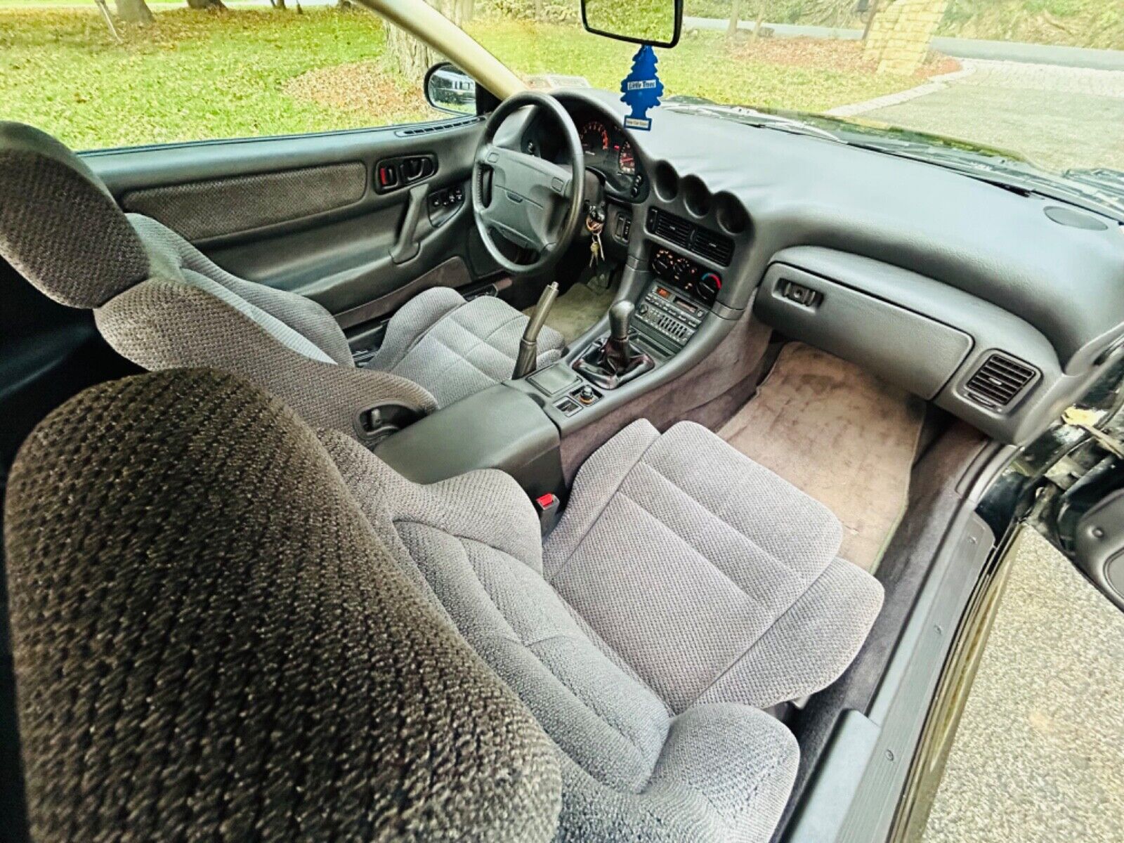 Dodge-Stealth-1991-Coupe-11