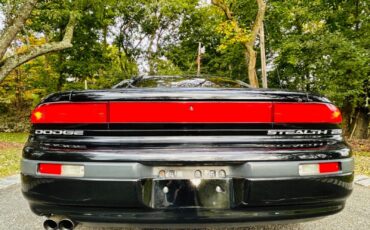 Dodge-Stealth-1991-Coupe-16