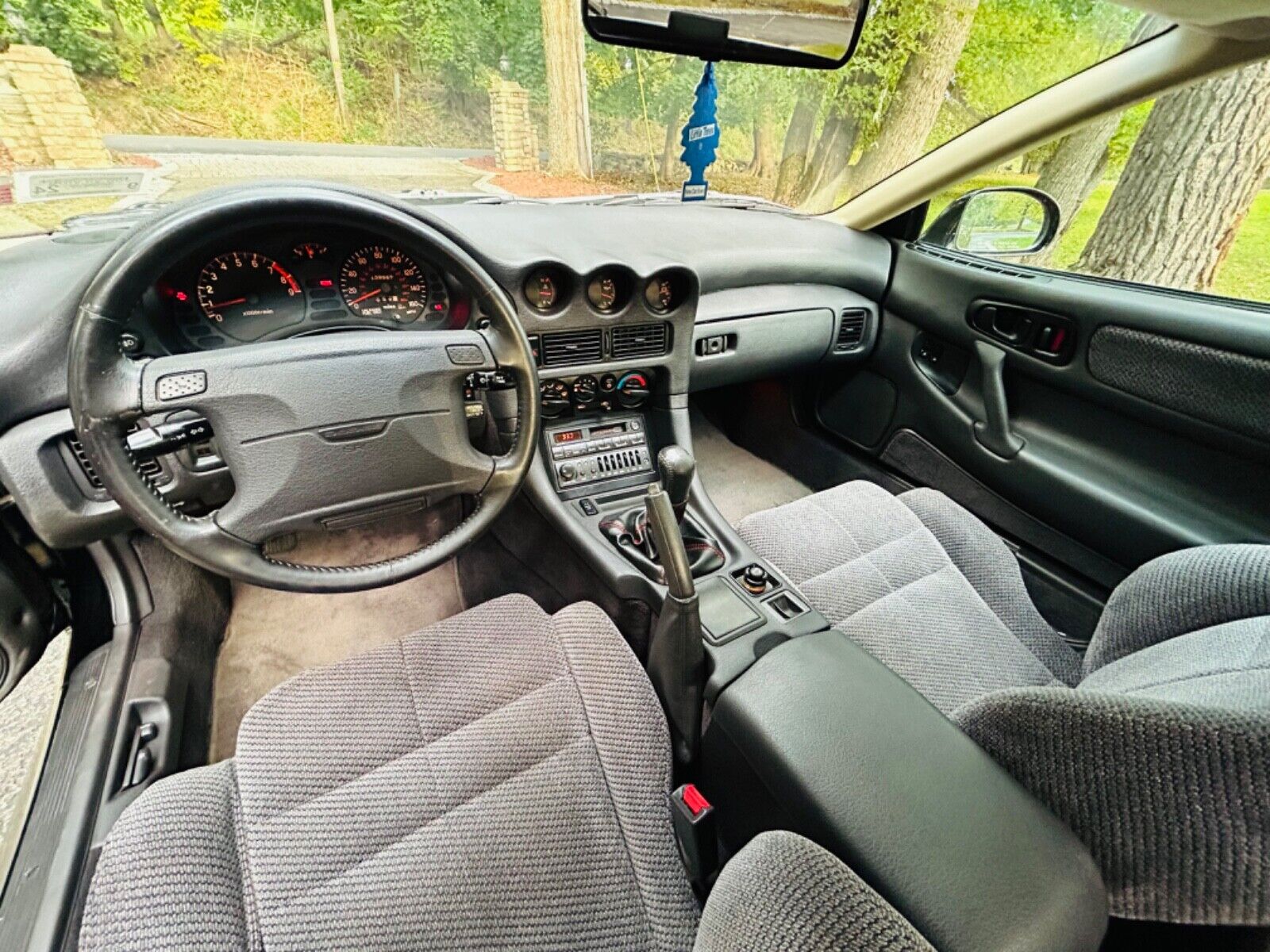 Dodge-Stealth-1991-Coupe-23