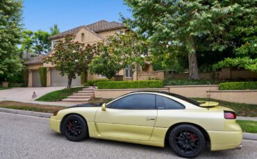 Dodge-Stealth-1995-Hatchback-2