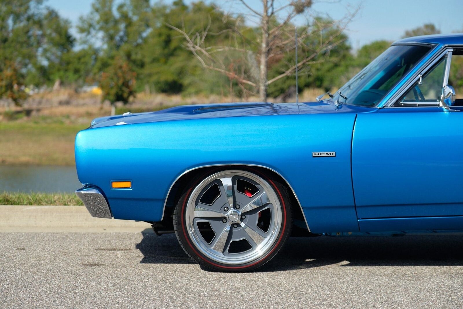 Dodge-Super-Bee-1969-2-Door-31