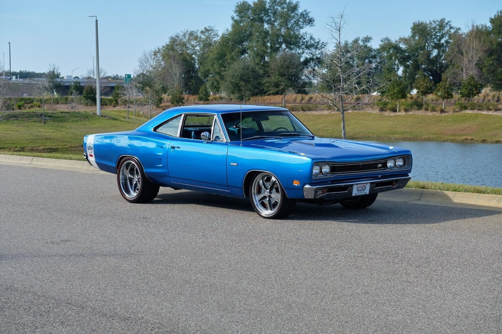 Dodge-Super-Bee-1969-2-Door-8