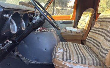 Dodge-Van-1977-18