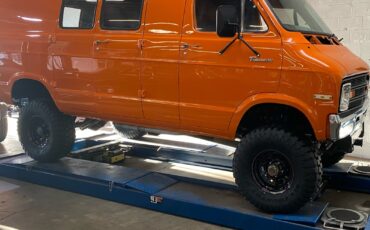 Dodge-Van-1977-3