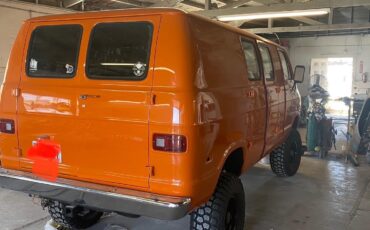 Dodge-Van-1977-4