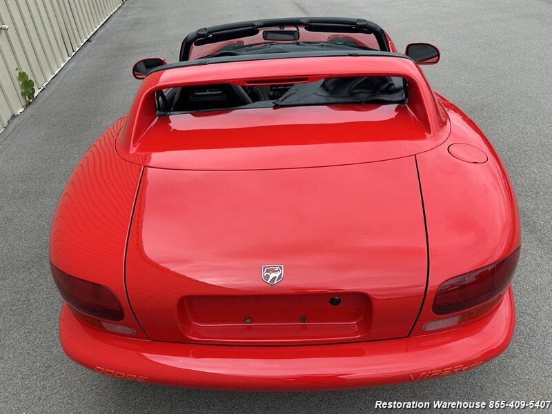 Dodge-Viper-1995-23