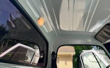 Dodge-W150-1986-white-13