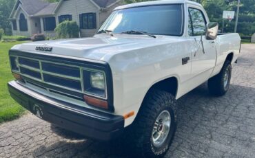 Dodge-W150-1986-white-4
