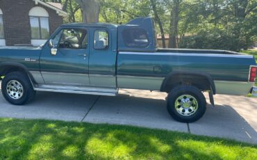 Dodge-W250-1993-Pickup-Truck-1