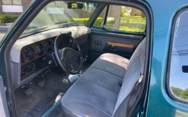Dodge-W250-1993-Pickup-Truck-10