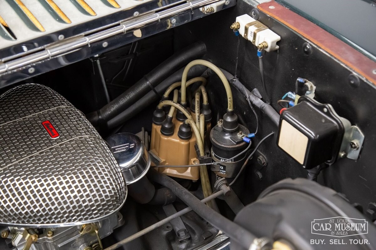 Excalibur-SSK-1966-Roadster-16