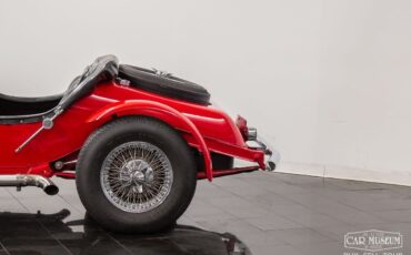 Excalibur-SSK-1966-Roadster-5