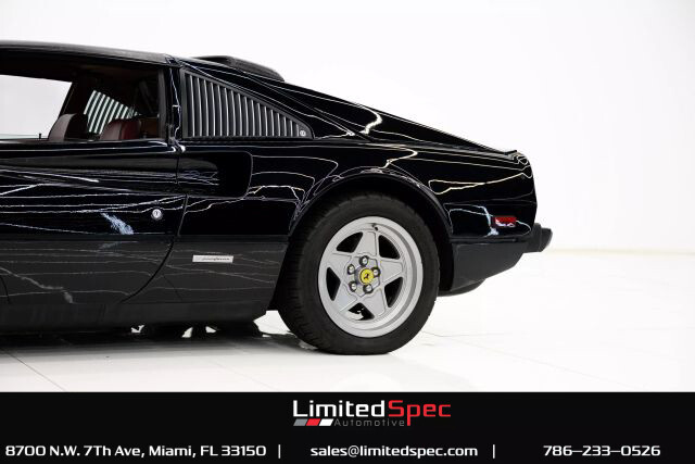 Ferarri-308-1985-Coupe-16