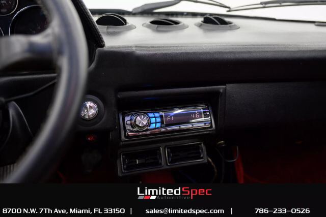 Ferarri-308-1985-Coupe-38