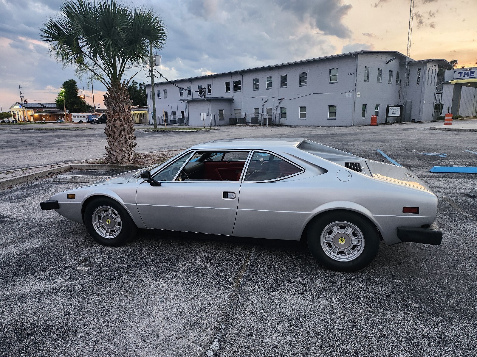 Ferrari-308-1975-7
