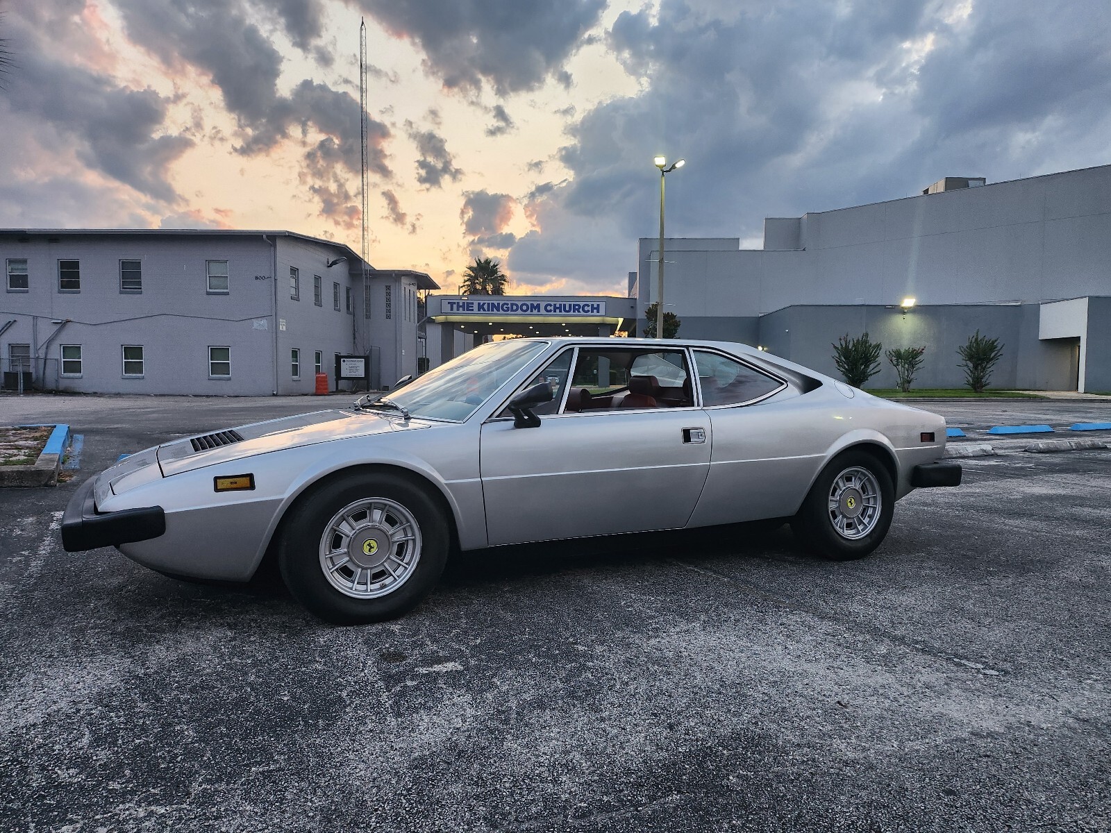 Ferrari-308-1975
