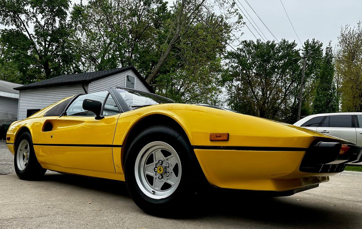 Ferrari-308-1978-26