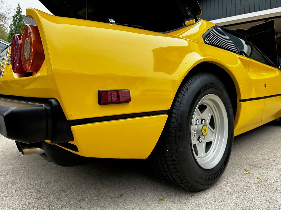 Ferrari-308-1978-27