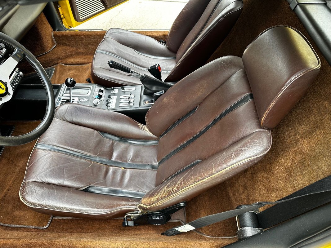 Ferrari-308-1978-35