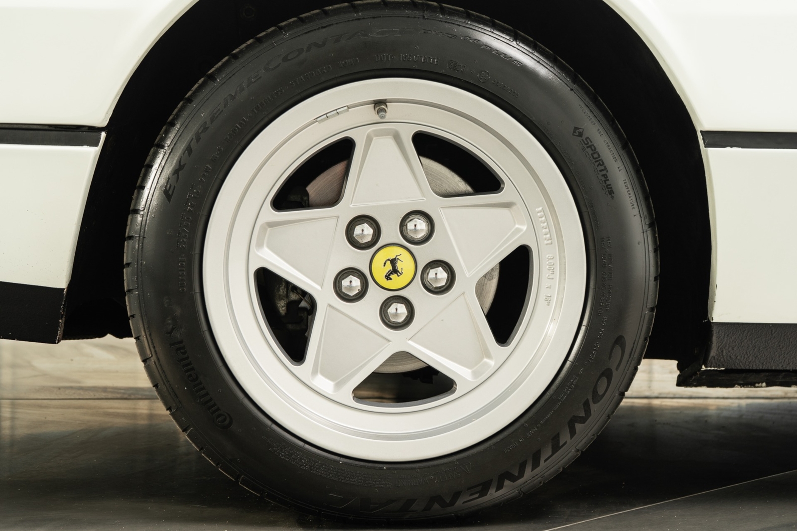 Ferrari-328-1988-2D-Coupe-30