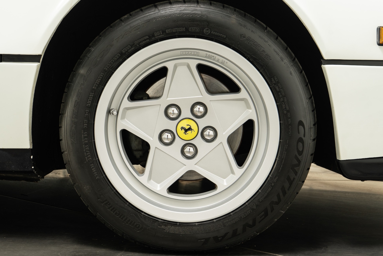 Ferrari-328-1988-2D-Coupe-31