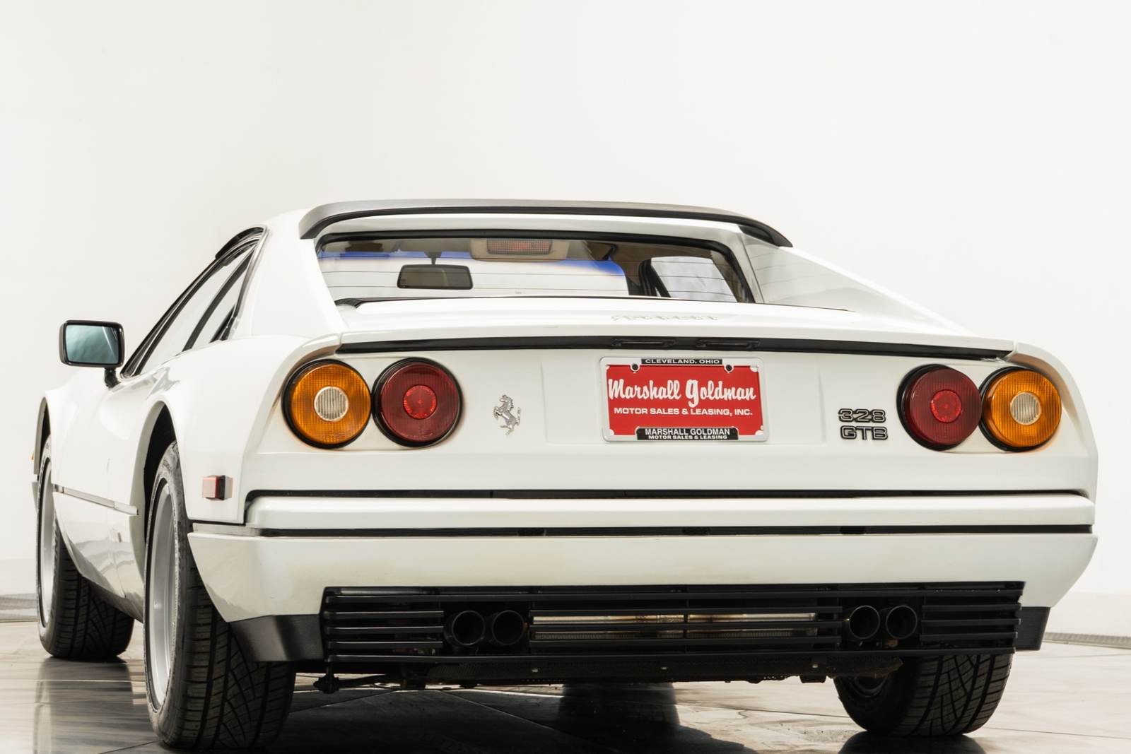 Ferrari-328-1988-2D-Coupe-5