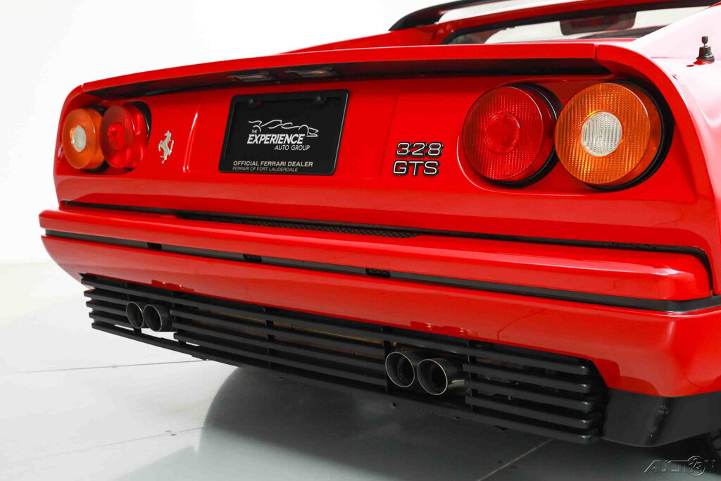 Ferrari-328-1989-17