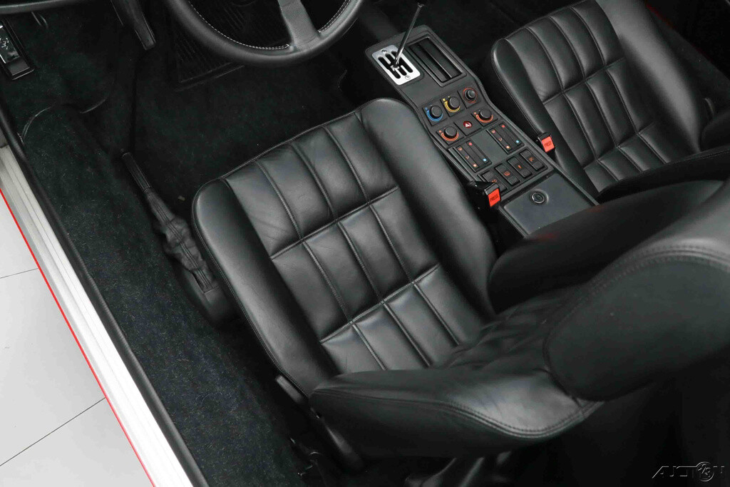 Ferrari-328-1989-23