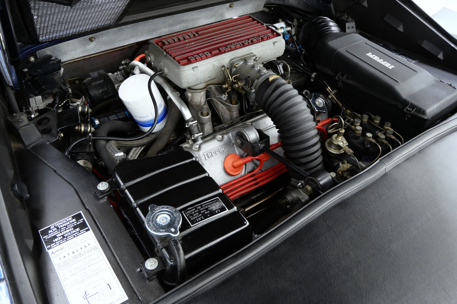 Ferrari-328-1989-2D-Coupe-10