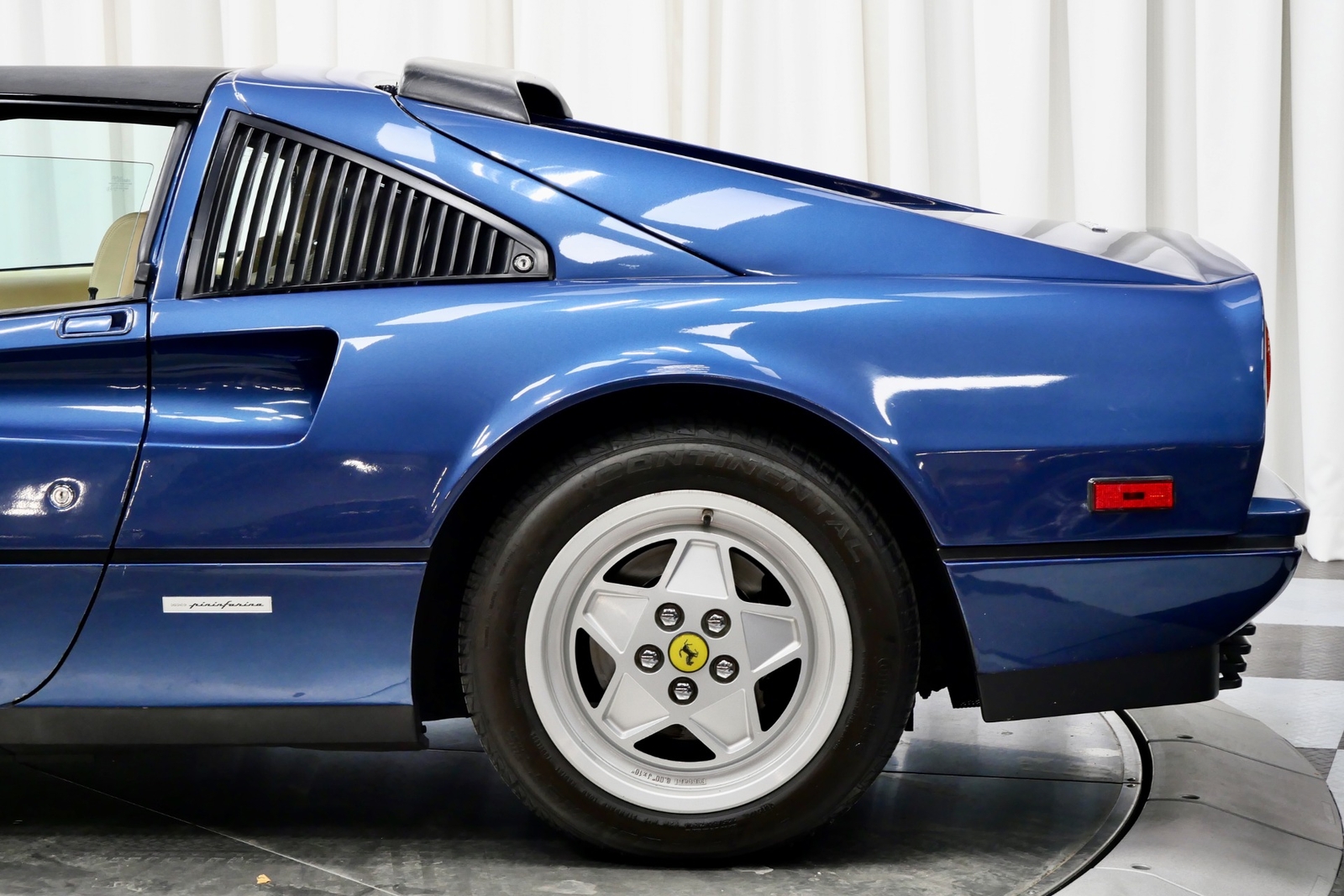 Ferrari-328-1989-2D-Coupe-9