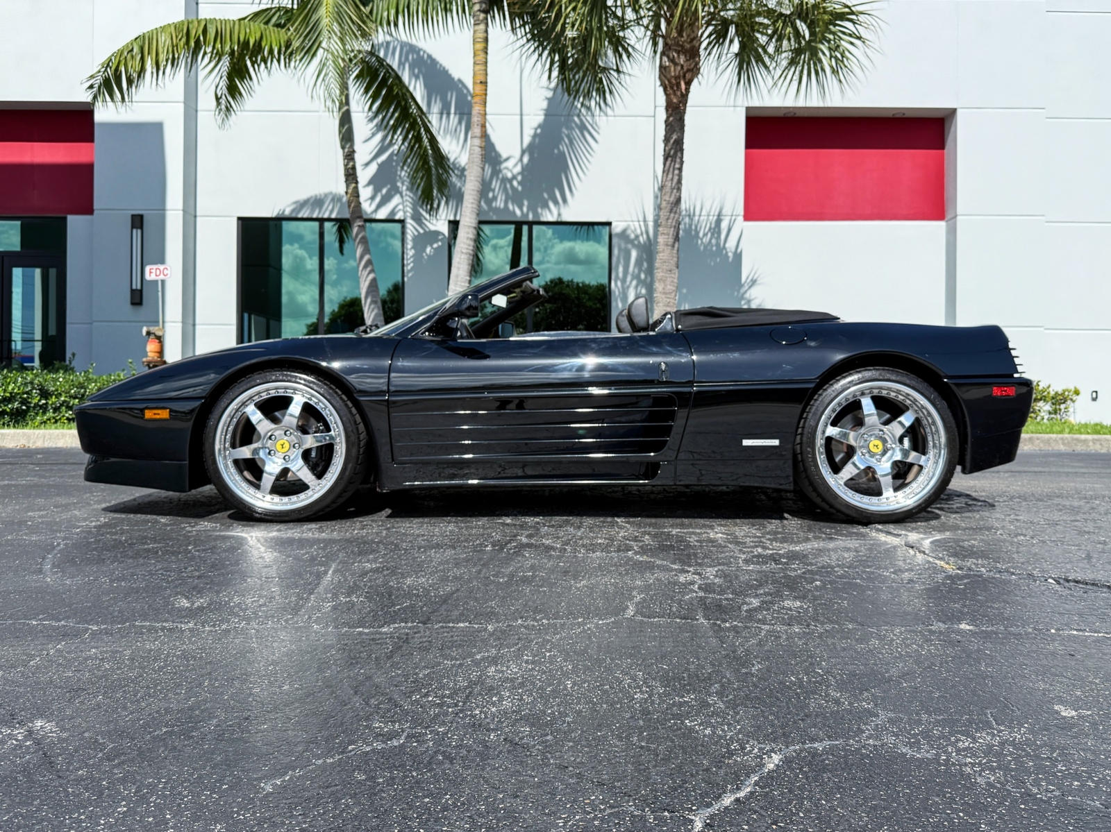 Ferrari-348-1995-Convertible-22
