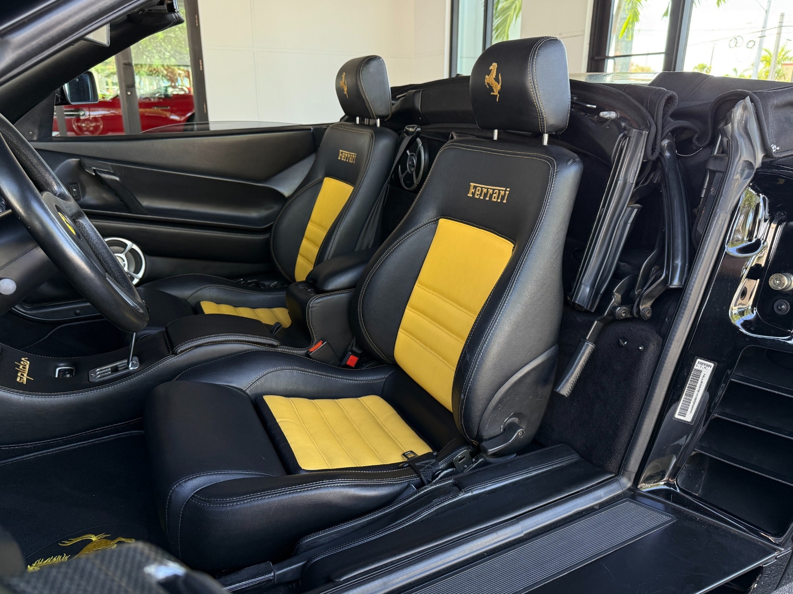 Ferrari-348-1995-Convertible-29