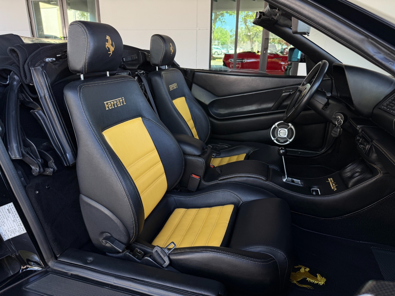 Ferrari-348-1995-Convertible-34