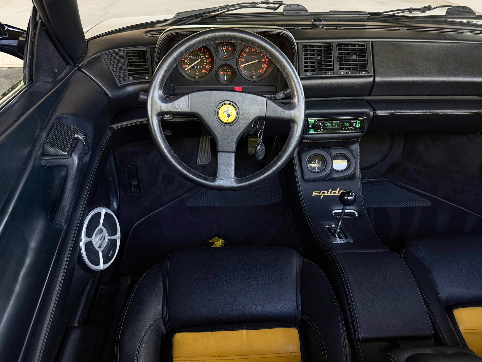 Ferrari-348-1995-Convertible-37