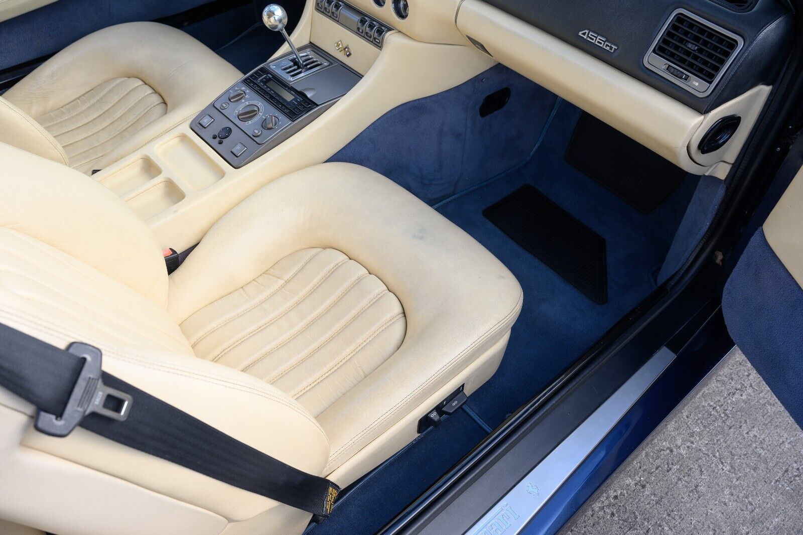 Ferrari-456-1994-Coupe-29