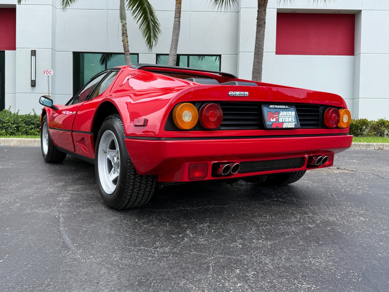 Ferrari-512-BBi-1984-Coupe-10