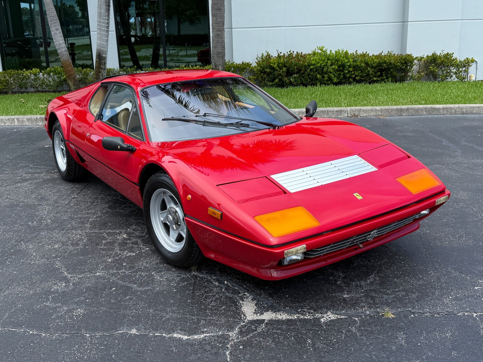 Ferrari-512-BBi-1984-Coupe-13