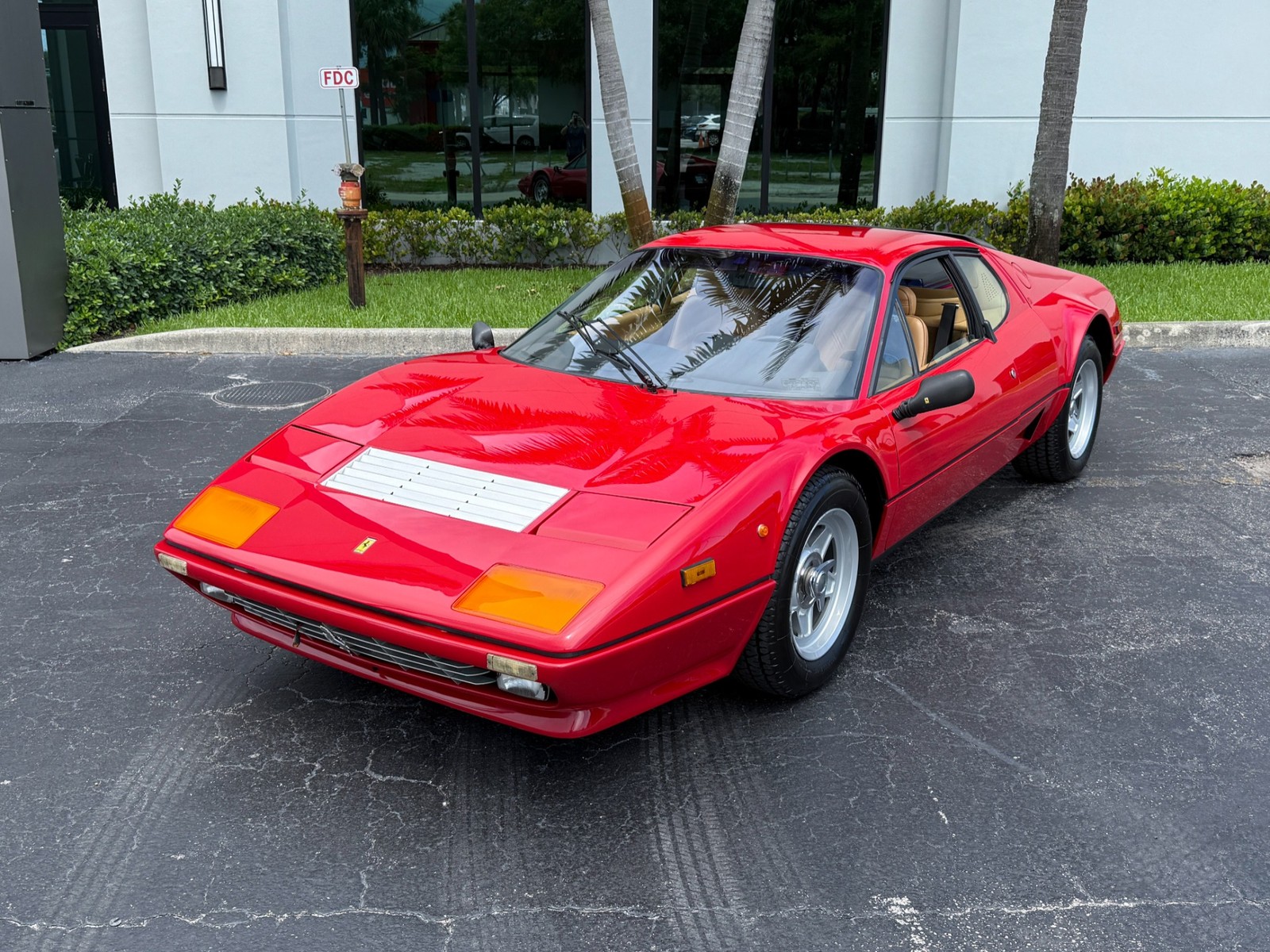 Ferrari-512-BBi-1984-Coupe-18