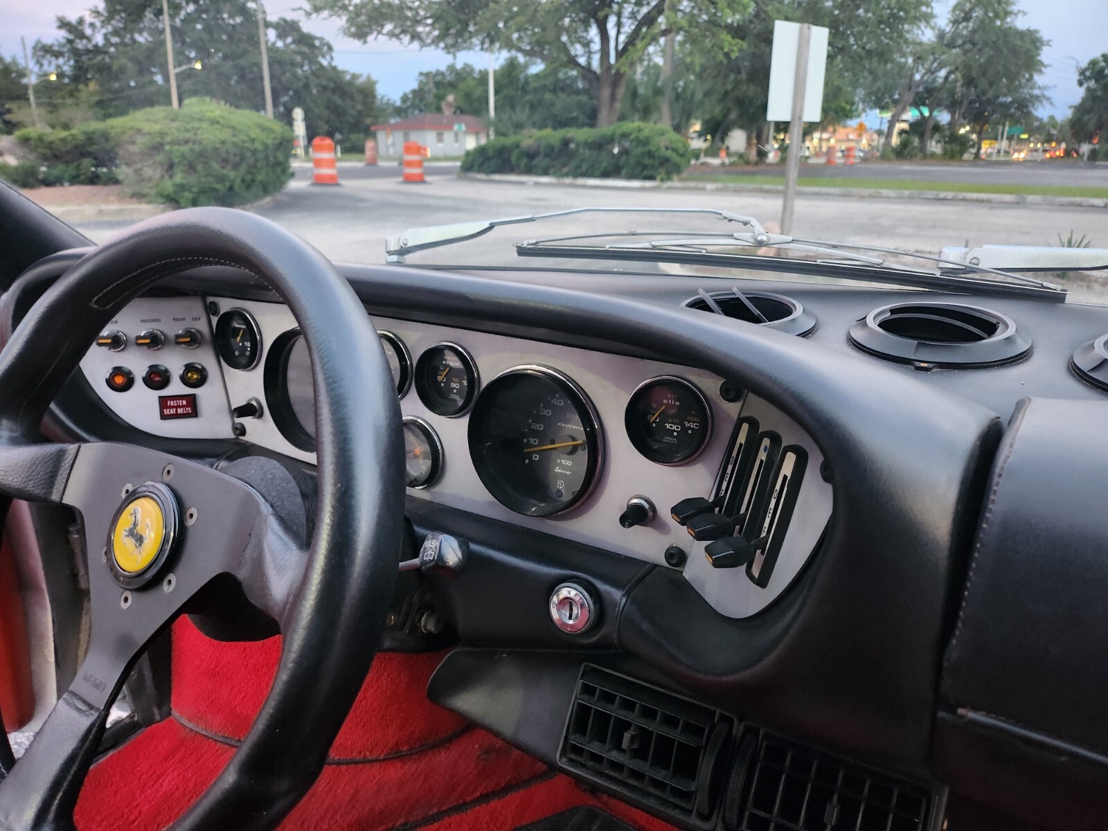 Ferrari-Dino-308-GT4-1975-Coupe-17