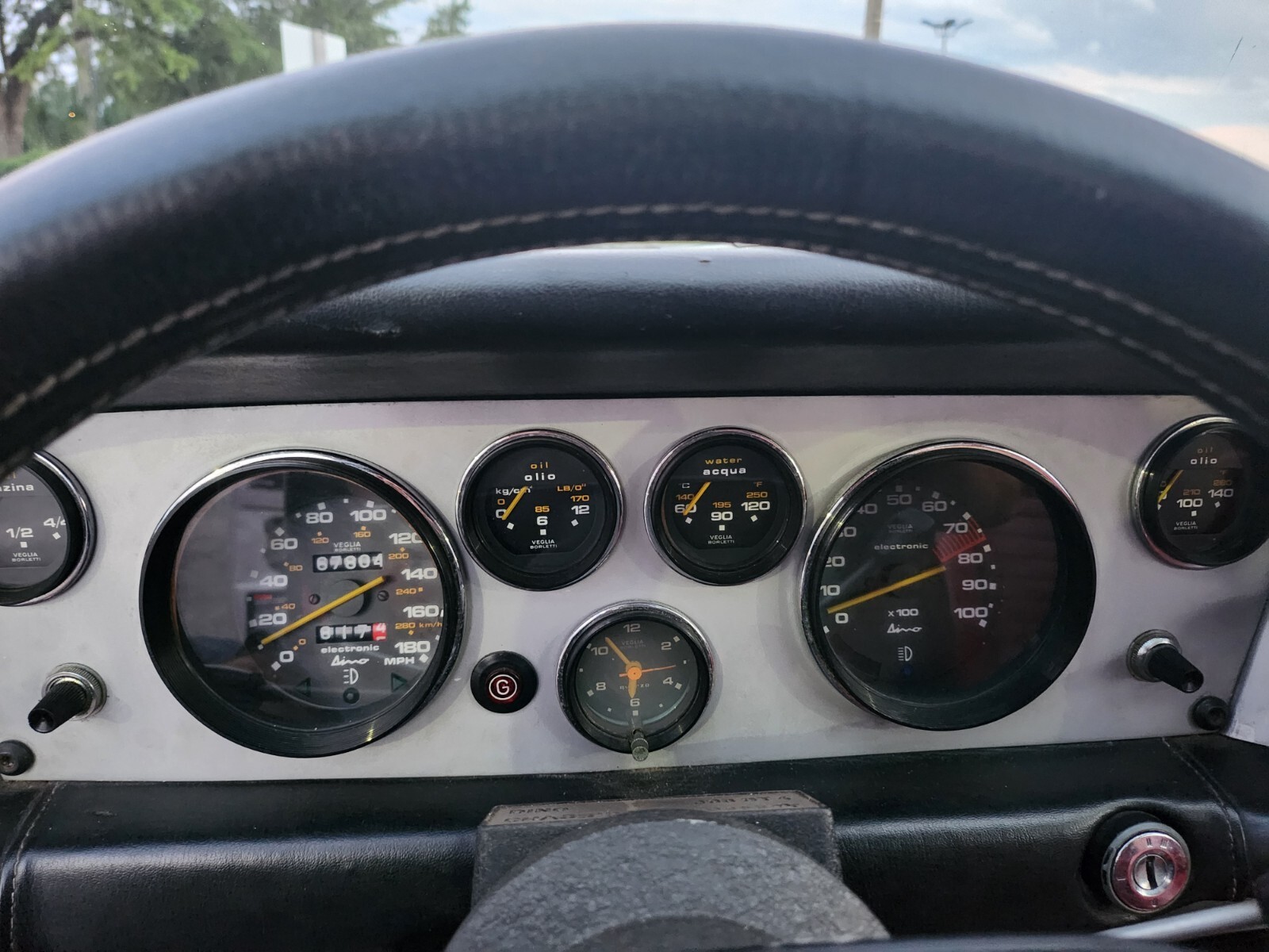 Ferrari-Dino-308-GT4-1975-Coupe-22