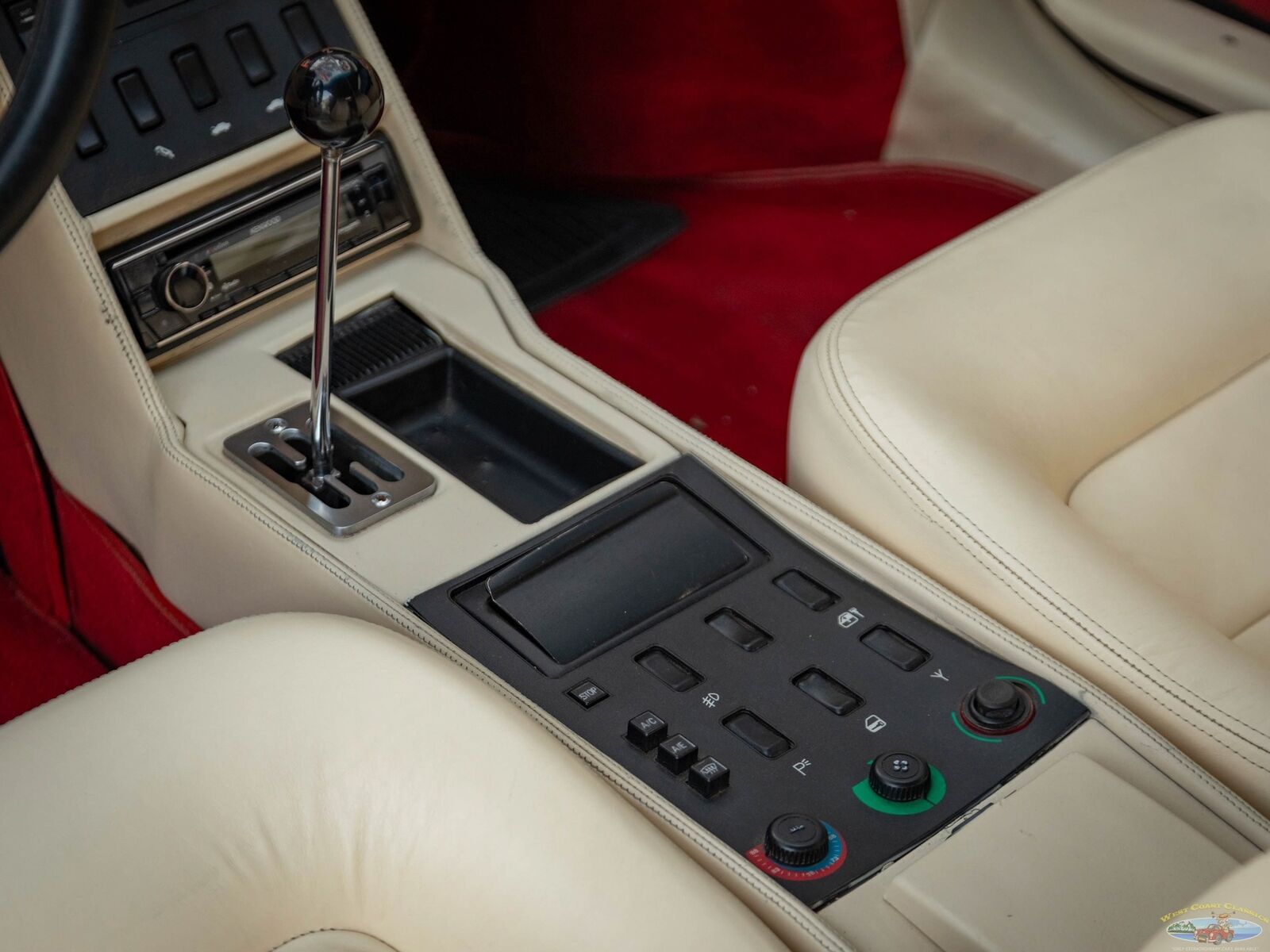 Ferrari-Mondial-T-1990-2-Door-Convertible-28