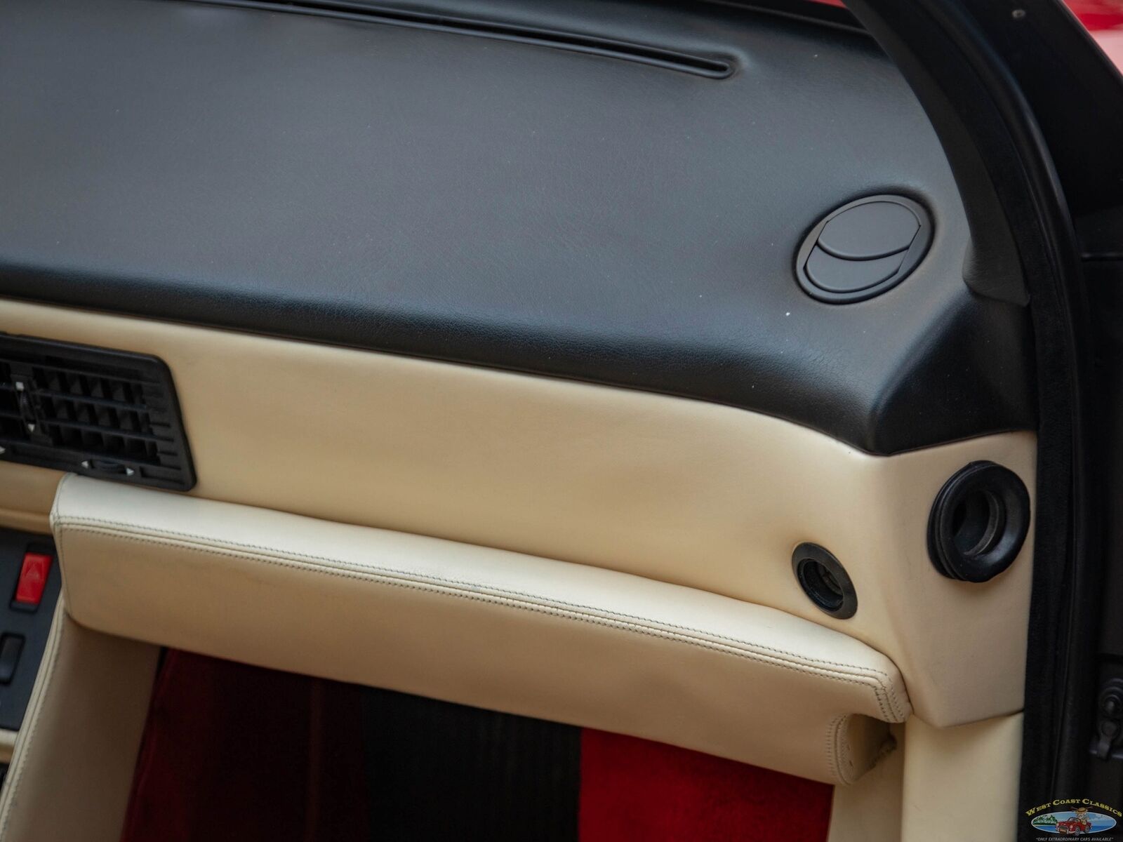 Ferrari-Mondial-T-1990-2-Door-Convertible-33