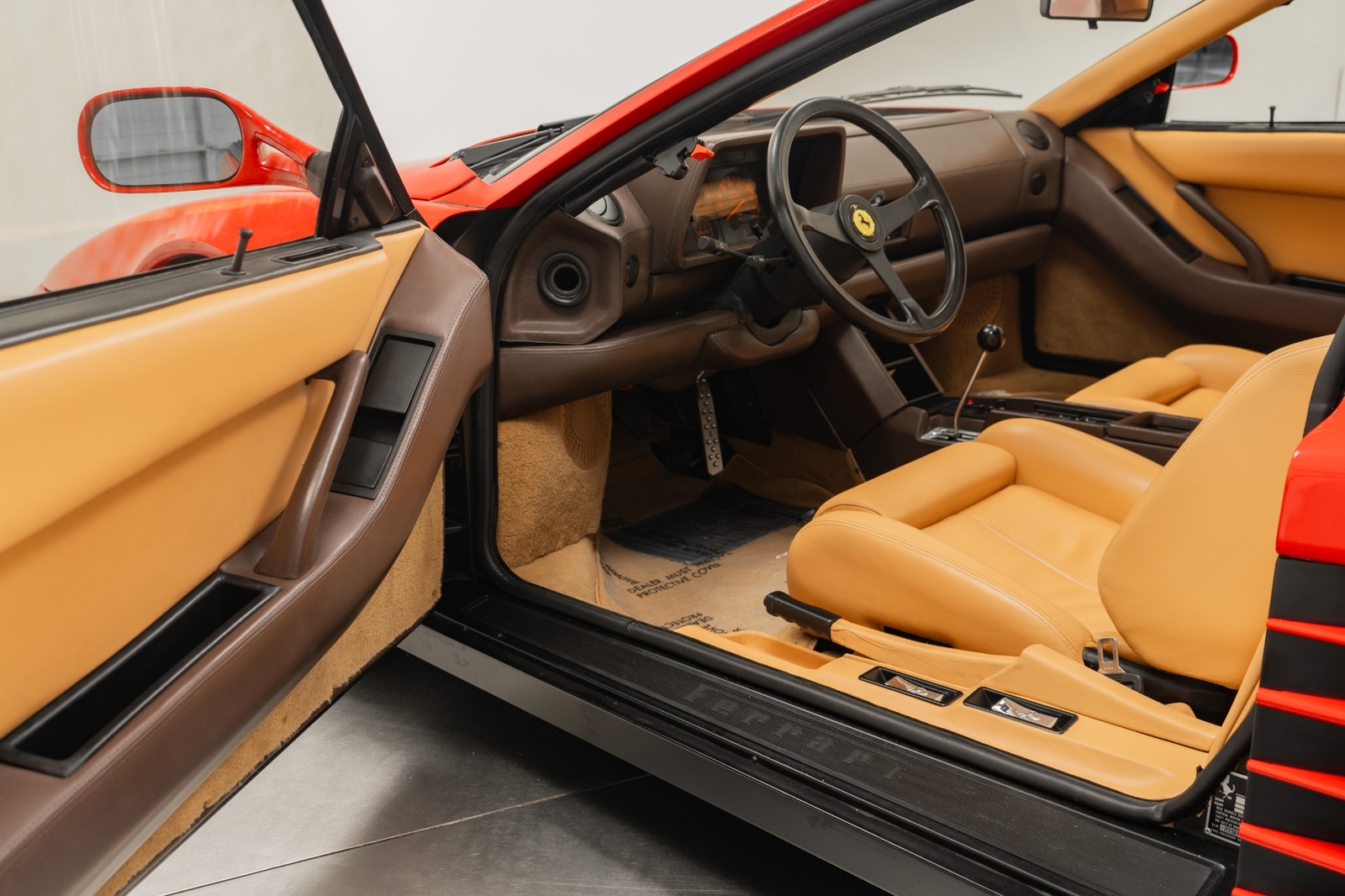 Ferrari-Testarossa-1990-2D-Coupe-21