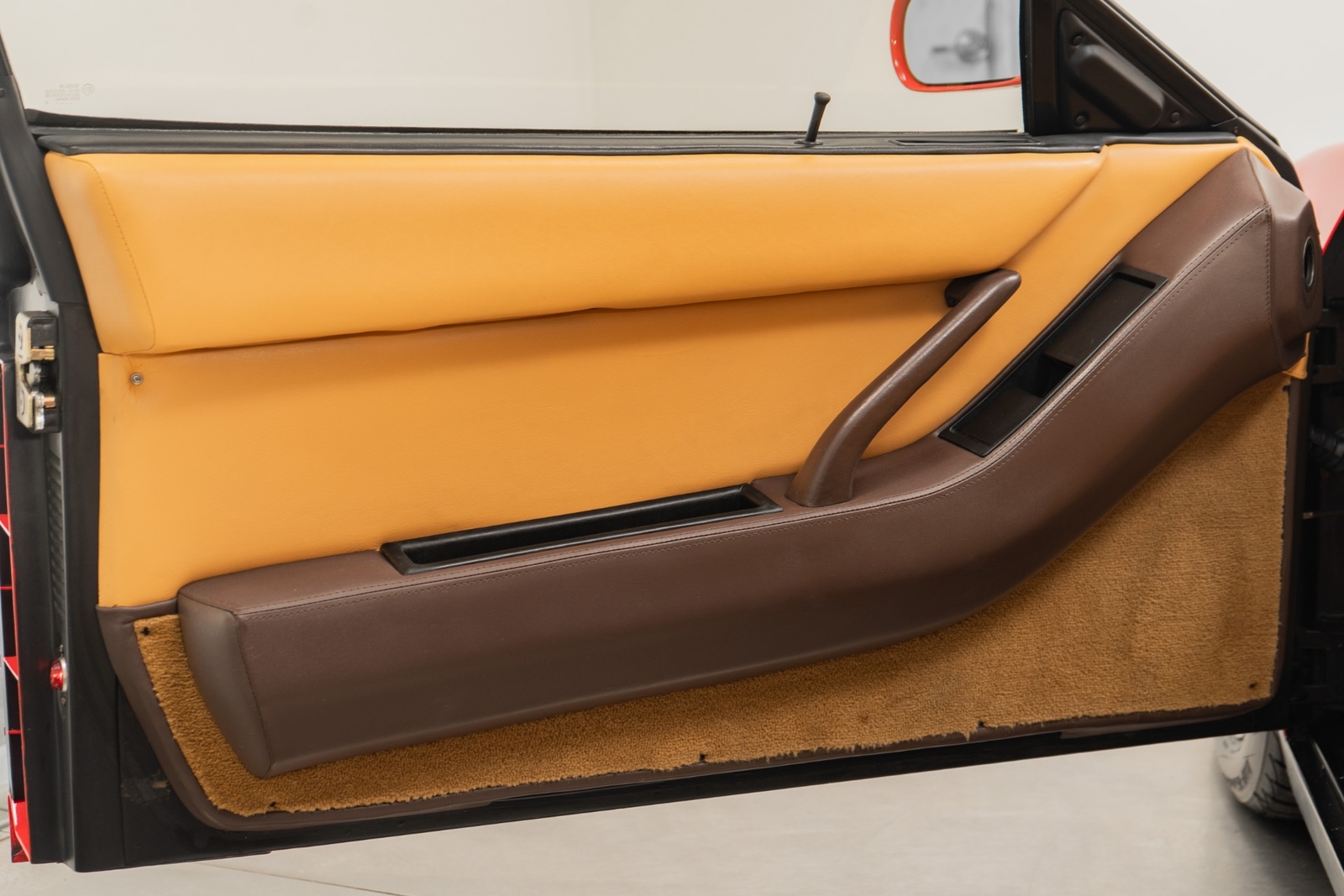 Ferrari-Testarossa-1990-2D-Coupe-29
