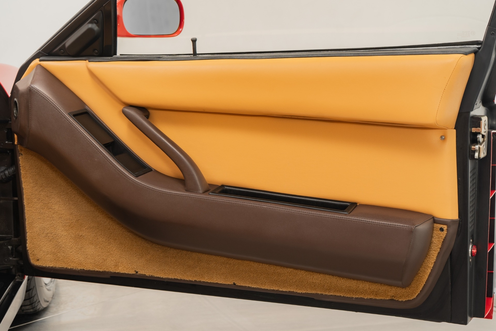 Ferrari-Testarossa-1990-2D-Coupe-30