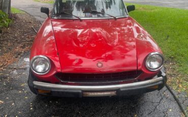 Fiat-124-Spider-1978-Convertible-10