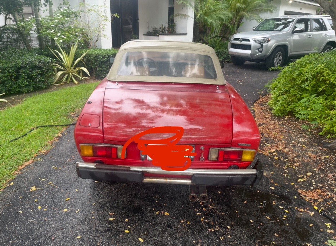 Fiat-124-Spider-1978-Convertible-15