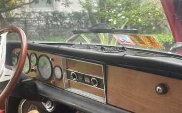 Fiat-124-Spider-1978-Convertible-2