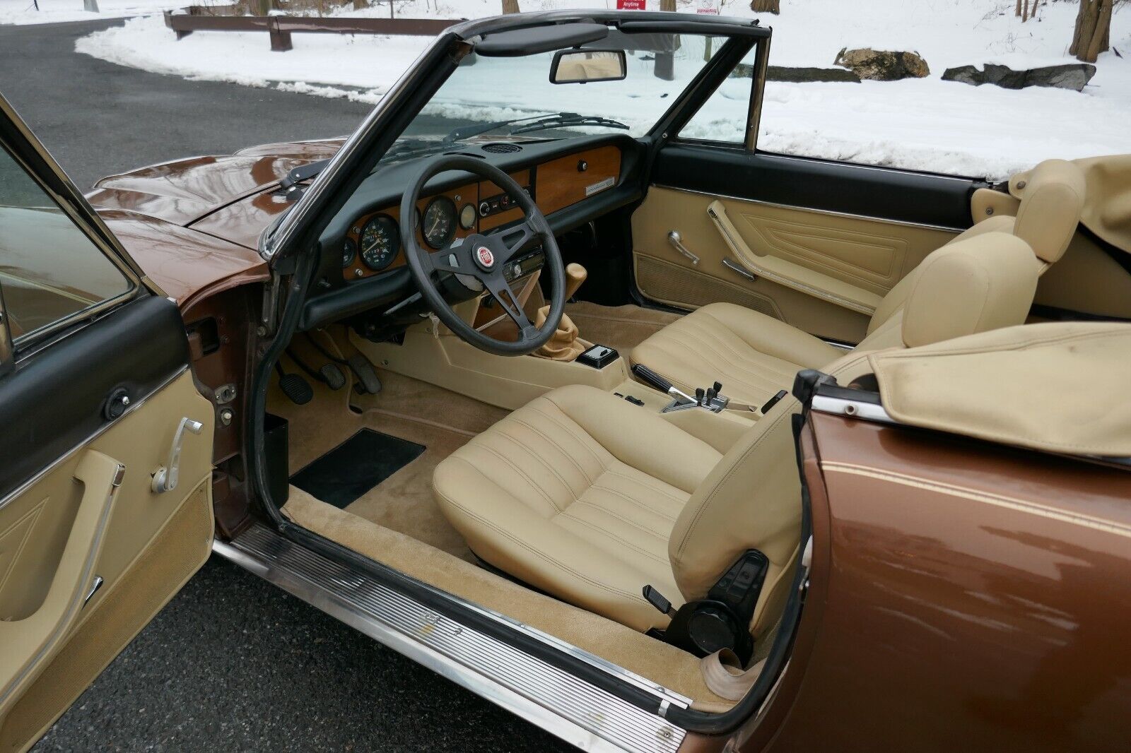 Fiat-124-Spider-1979-6