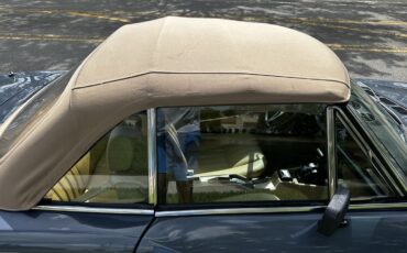 Fiat-124-Spider-1980-16